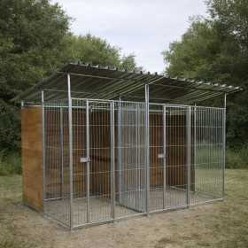 2 Box per Cani Copertura e Retro in Legno Zincatura a Caldo Ciascuno da 200x200xh180 Cm