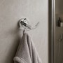 Appendino Serie Luparia In Ottone Cromato Lucido Per Un Bagno Elegante Appendino Serie Luparia In Ottone Cromato Lucido Per Un Bagno Elegante